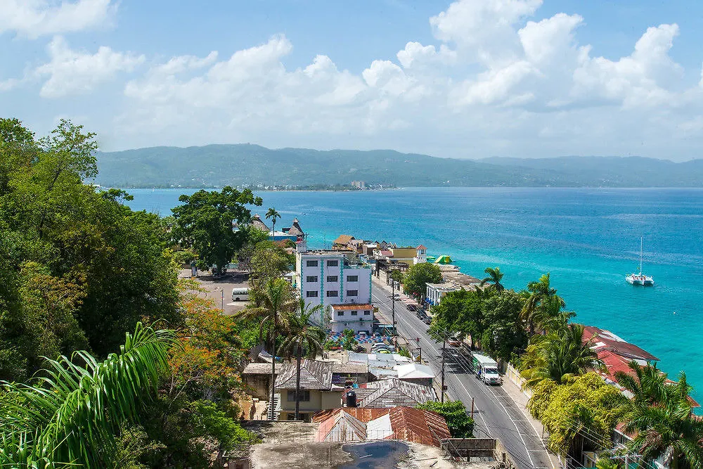 Sky Lounge Beach Studio Montego Bay